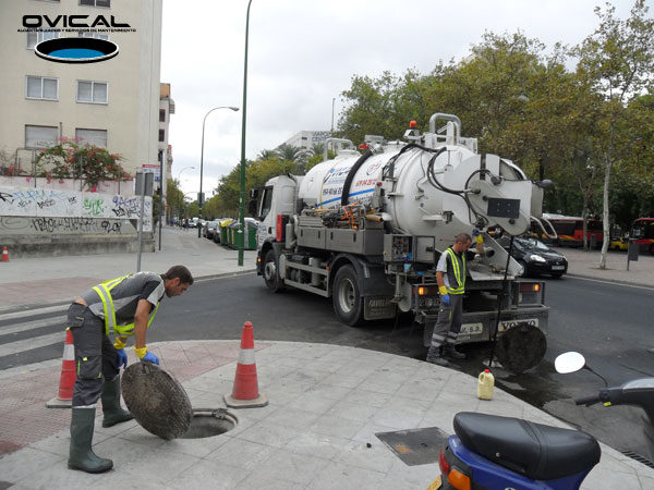 limpieza en avd san francisco javier